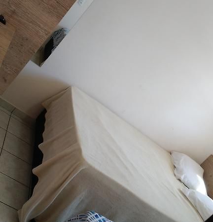 Dormitorio Canarinho Goiânia Exterior foto